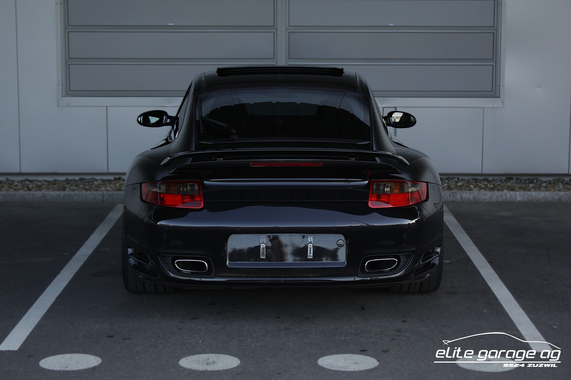 PORSCHE 911 Turbo LIEBHABERFAHRZEUG-image-3