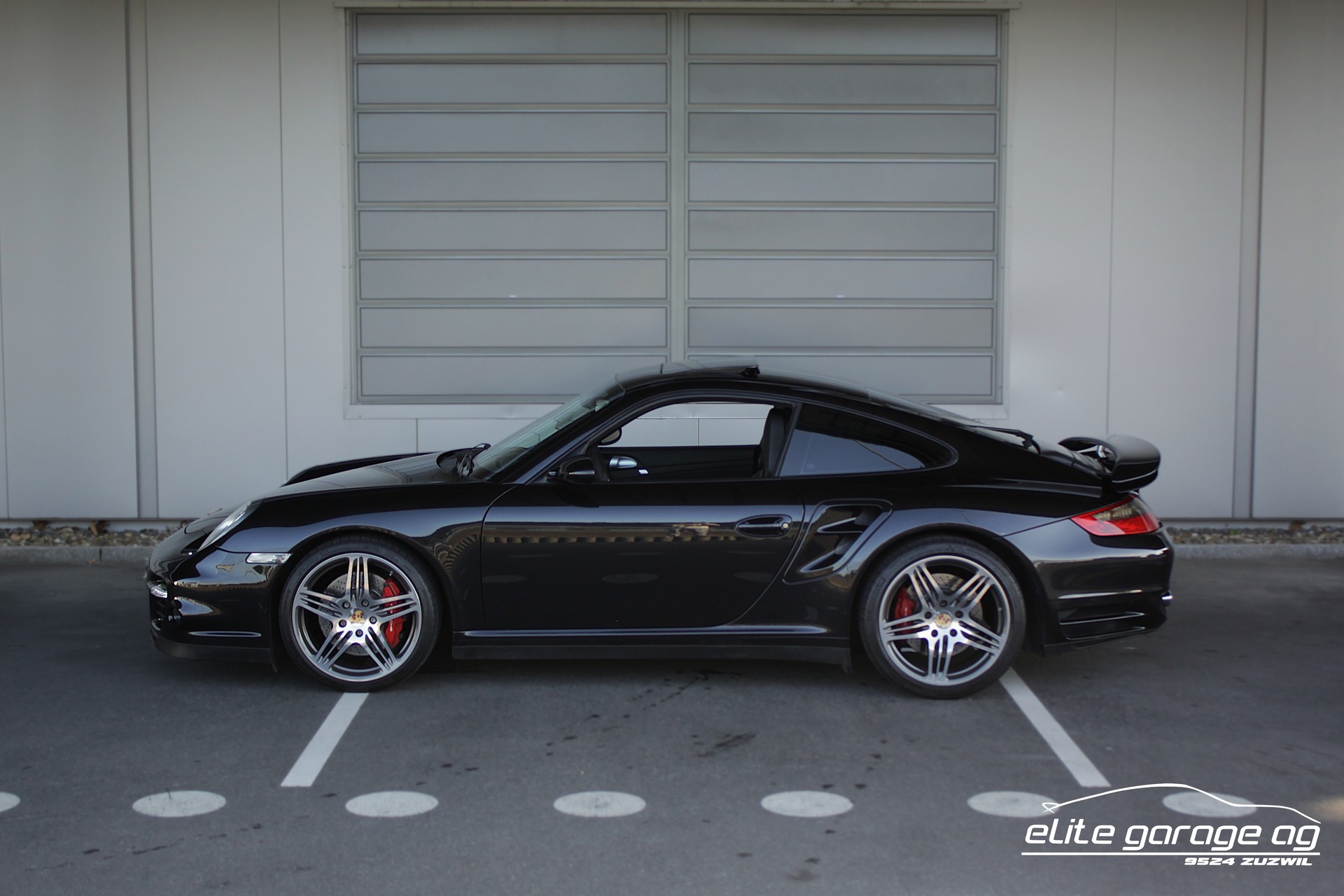 PORSCHE 911 Turbo LIEBHABERFAHRZEUG-image-1