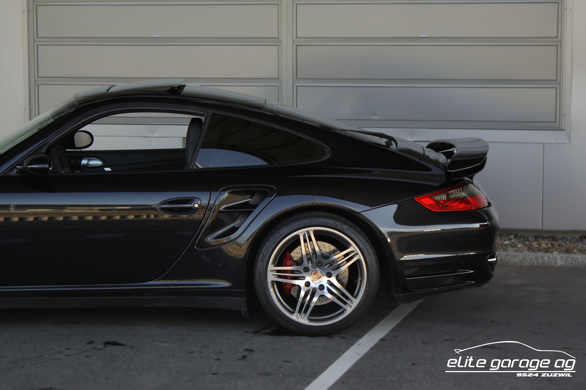 PORSCHE 911 Turbo LIEBHABERFAHRZEUG-image-12