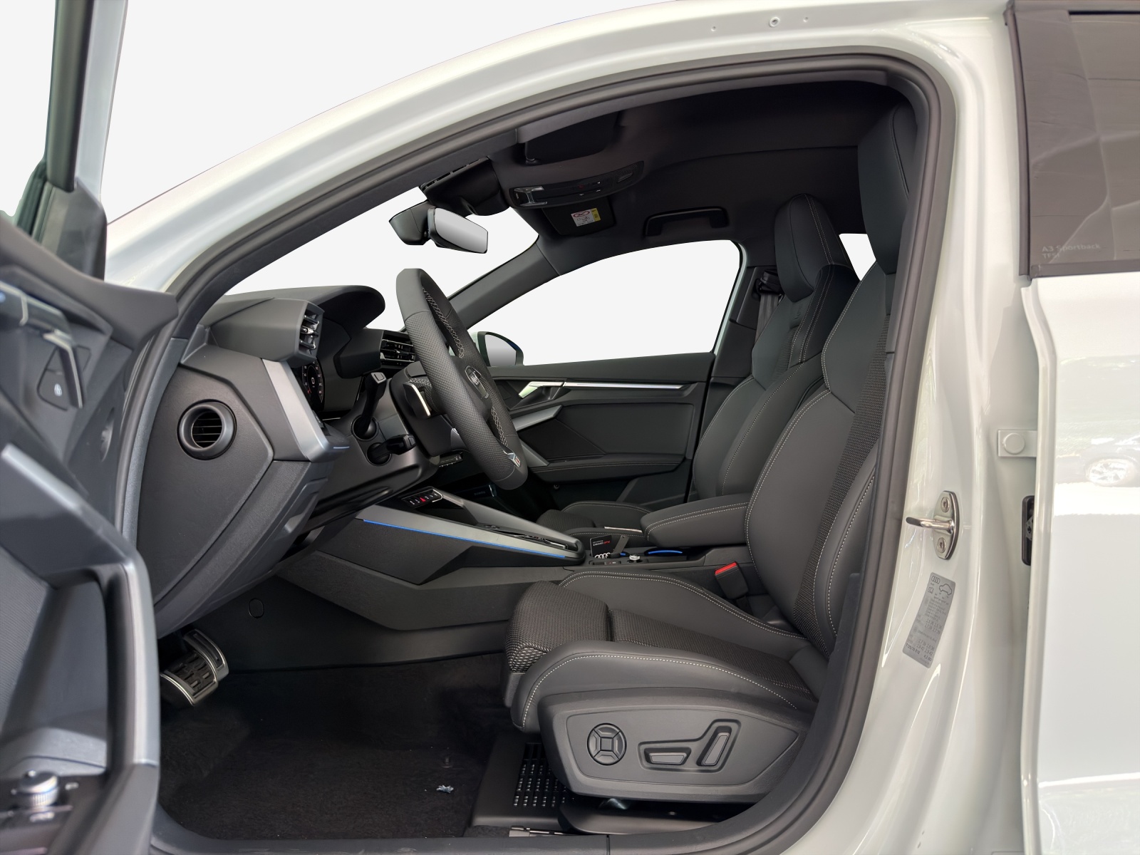 AUDI A3 Sportback TFSI 110 kW Attraction S tronic-image-7