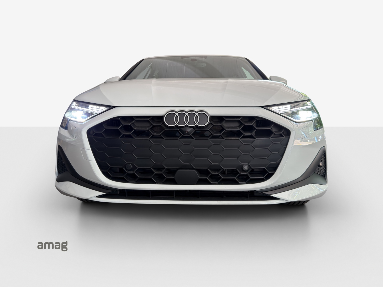 AUDI A3 Sportback TFSI 110 kW Attraction S tronic-image-6