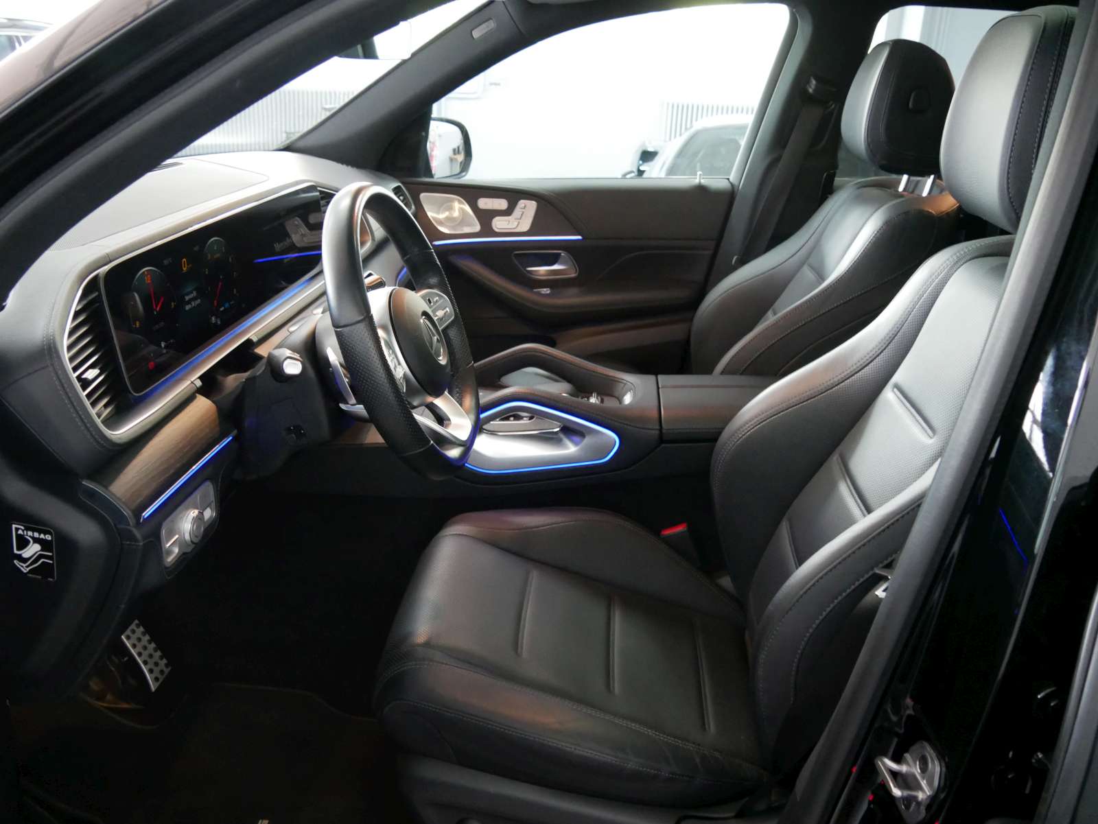 MERCEDES-BENZ GLE 580 4Matic AMG Line 9G-Tronic-image-7