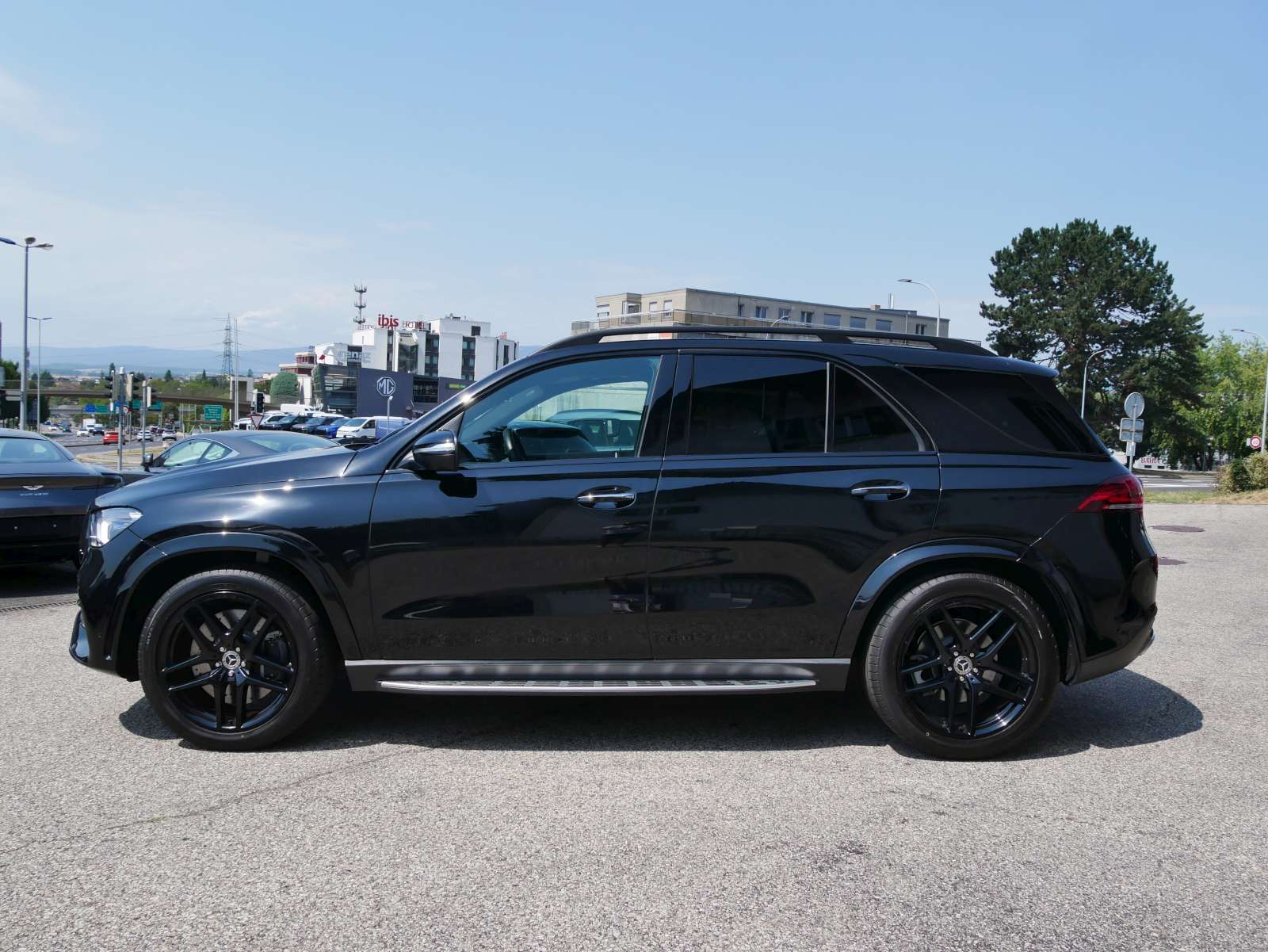 MERCEDES-BENZ GLE 580 4Matic AMG Line 9G-Tronic-image-1