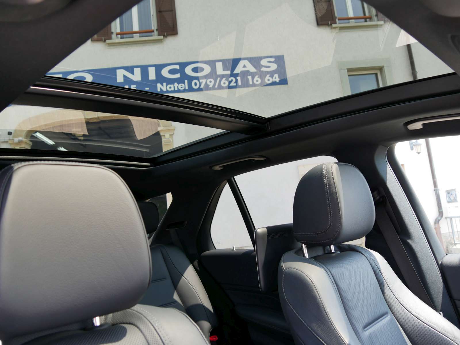 MERCEDES-BENZ GLE 580 4Matic AMG Line 9G-Tronic-image-11