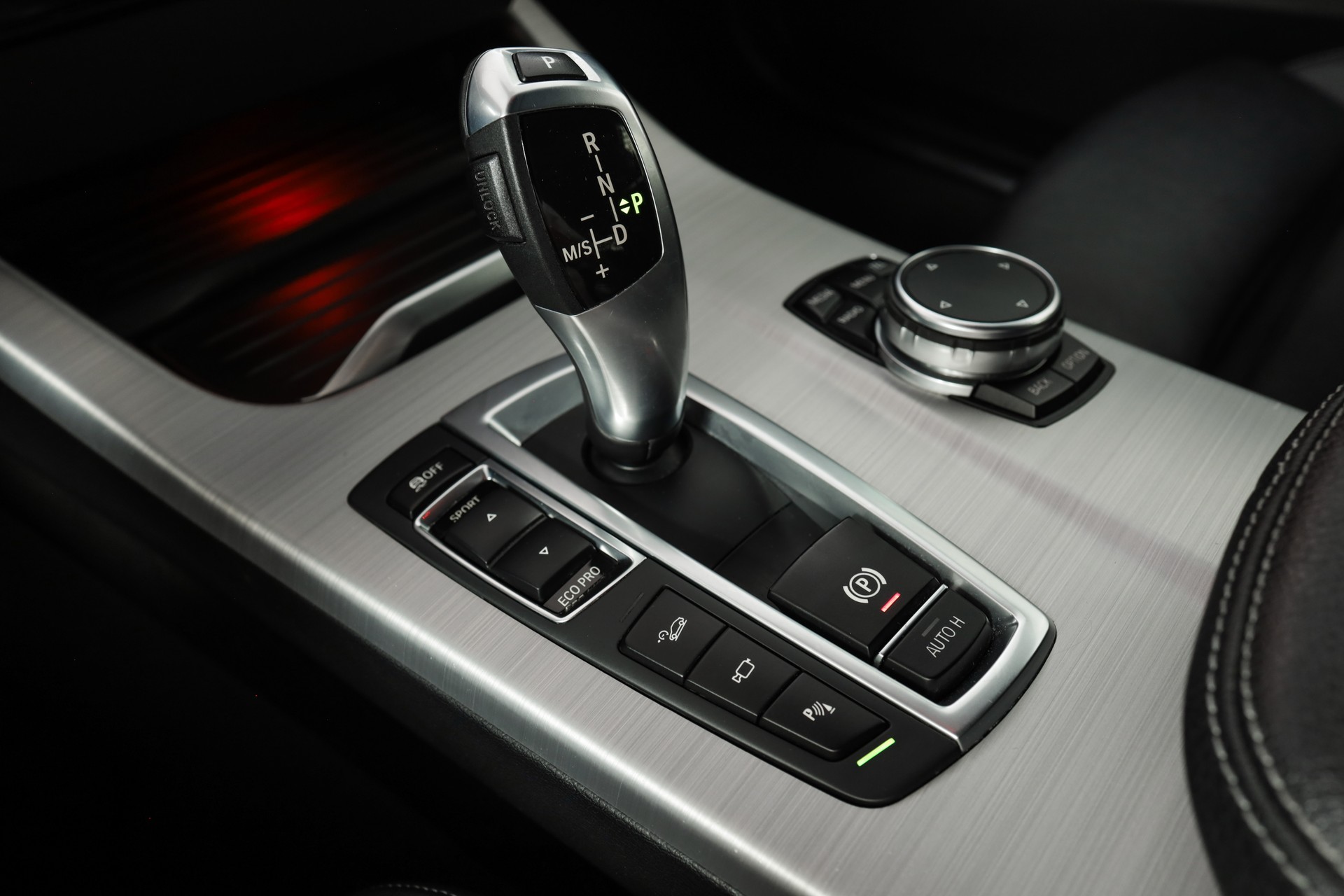 BMW X4 xDrive 20d M Sport Steptronic-image-19