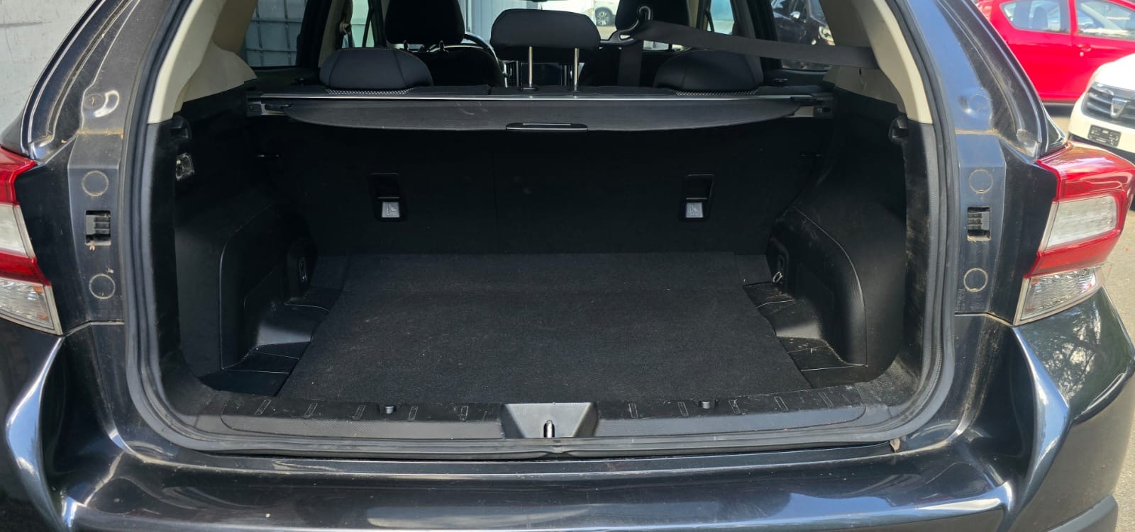 SUBARU XV 2.0 Swiss Plus AWD Lineartronic-image-5