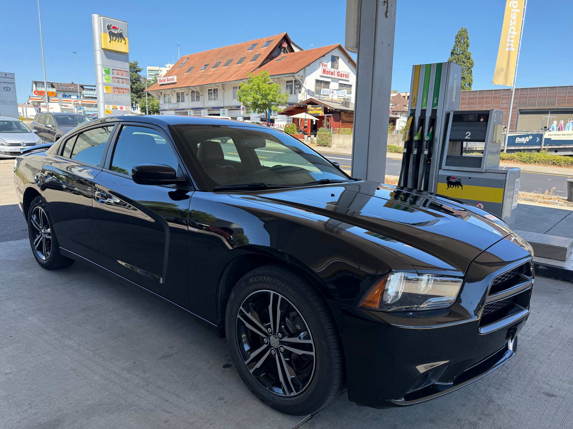 DODGE Charger-image-2