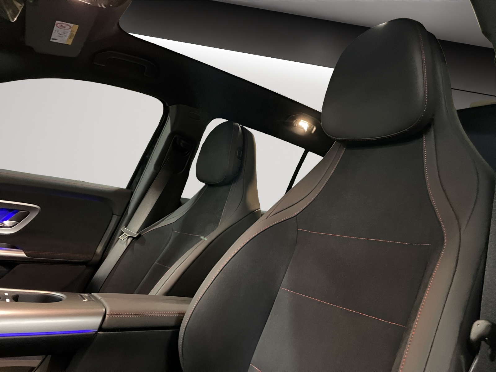 MERCEDES-BENZ GLB 350 4MATIC EQ-image-10