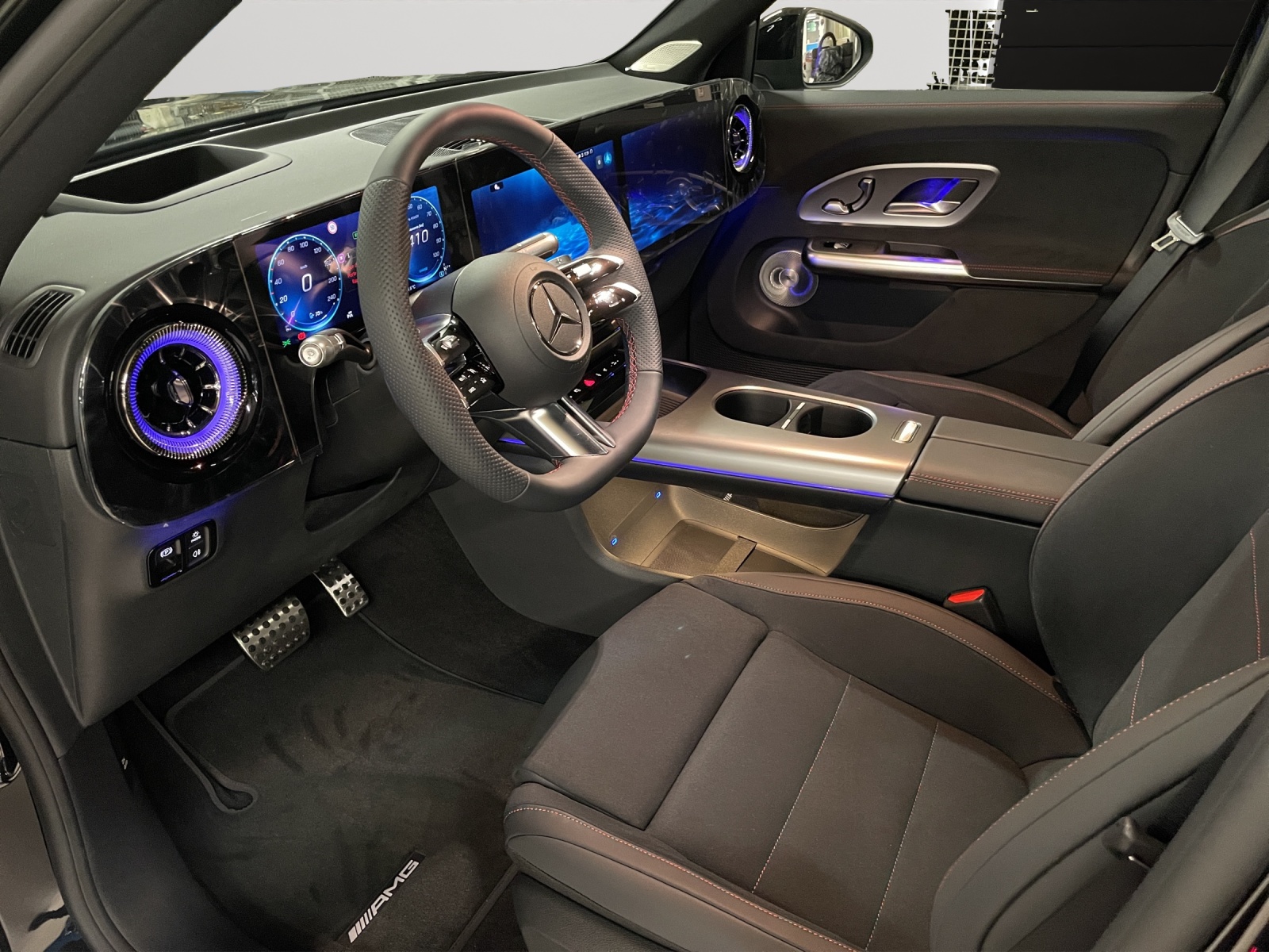 MERCEDES-BENZ GLB 350 4MATIC EQ-image-8