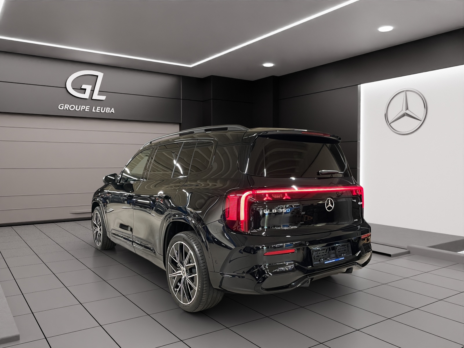 MERCEDES-BENZ GLB 350 4MATIC EQ-image-3