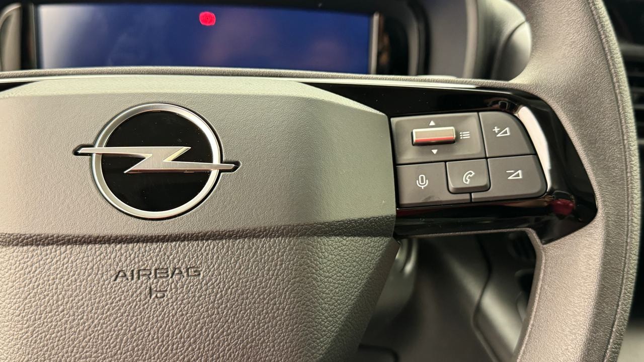 OPEL Combo Cargo 1.5 start/stop A-image-9
