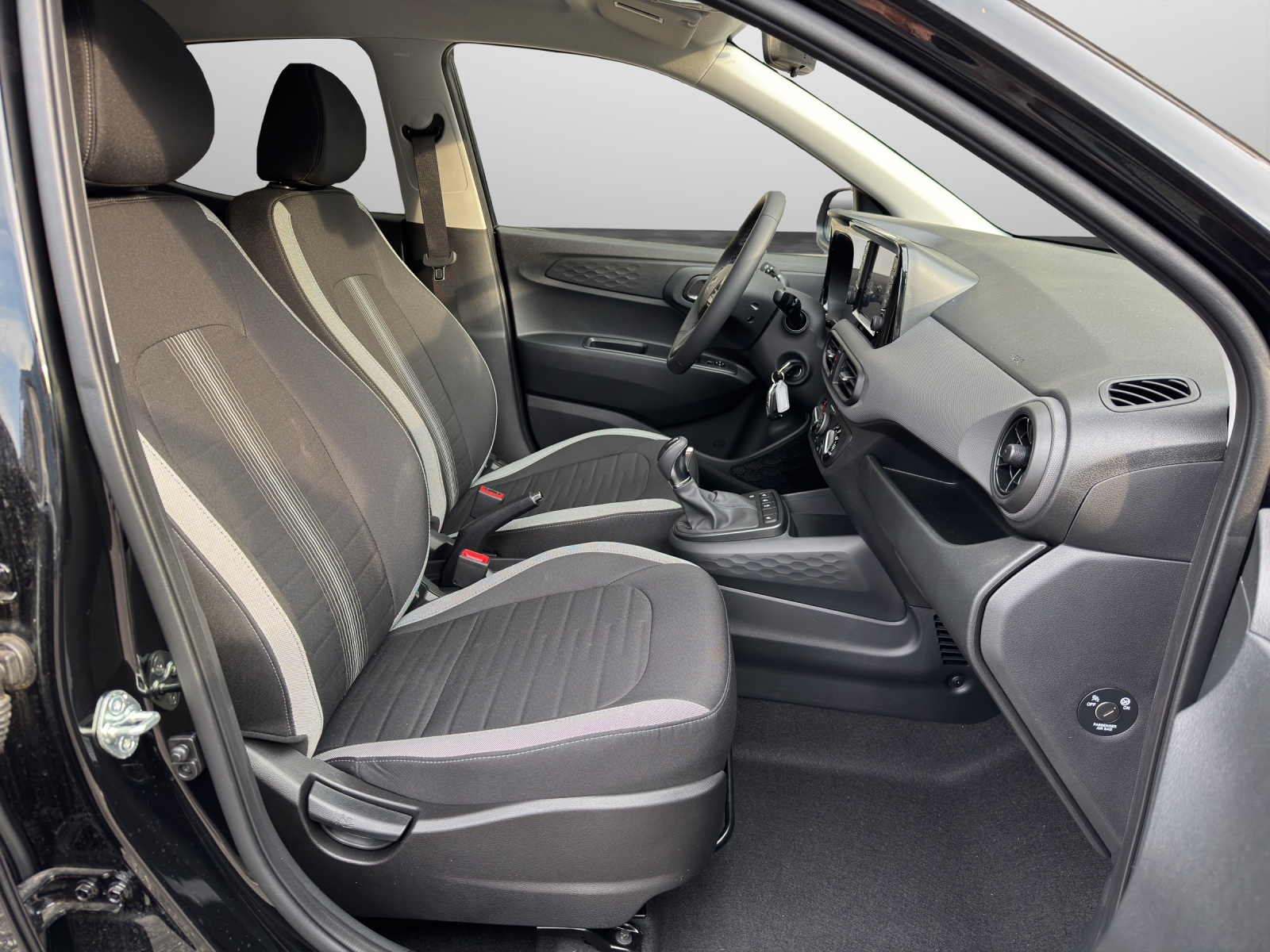 HYUNDAI i10 1.2 Amplia-image-6