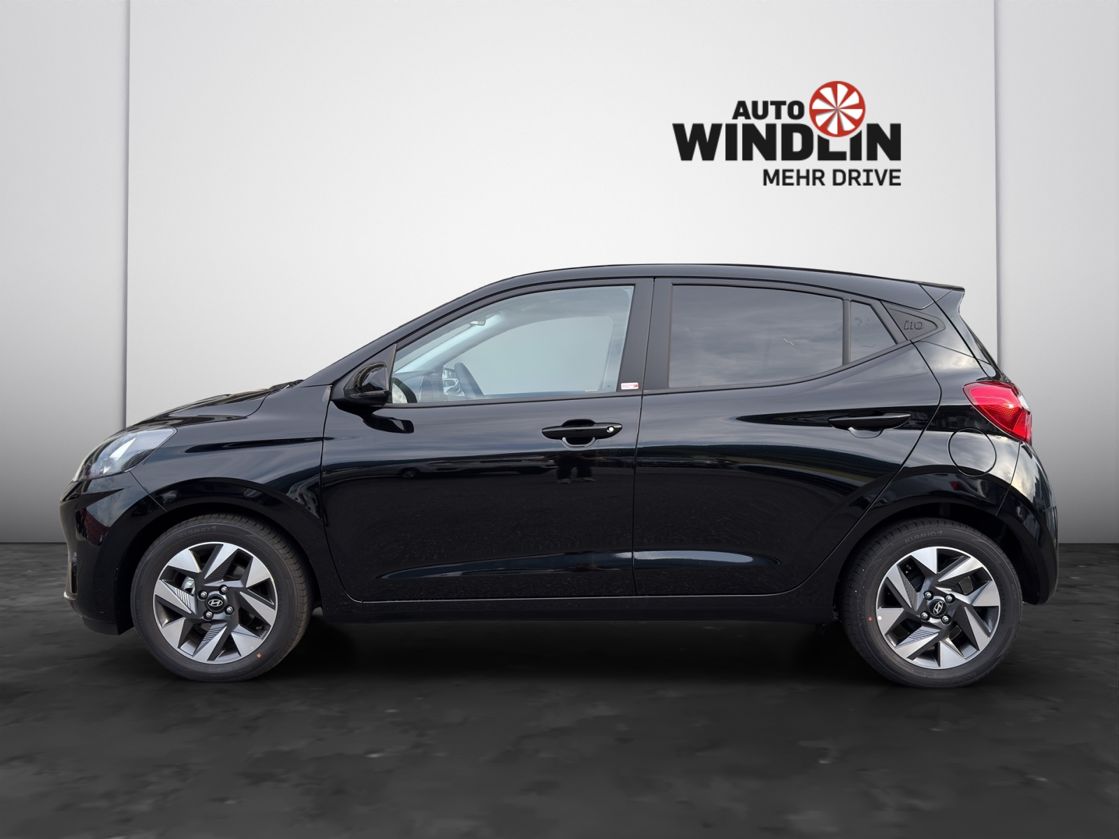 HYUNDAI i10 1.2 Amplia-image-3