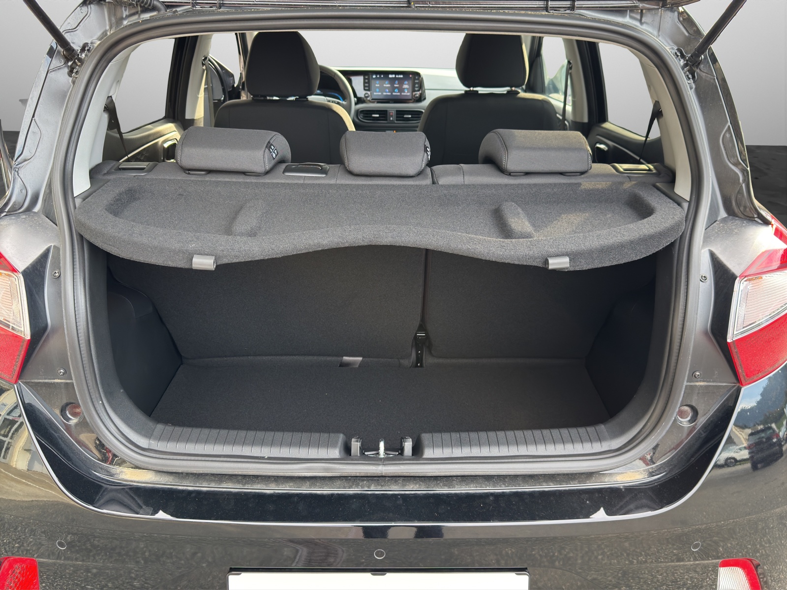 HYUNDAI i10 1.2 Amplia-image-14