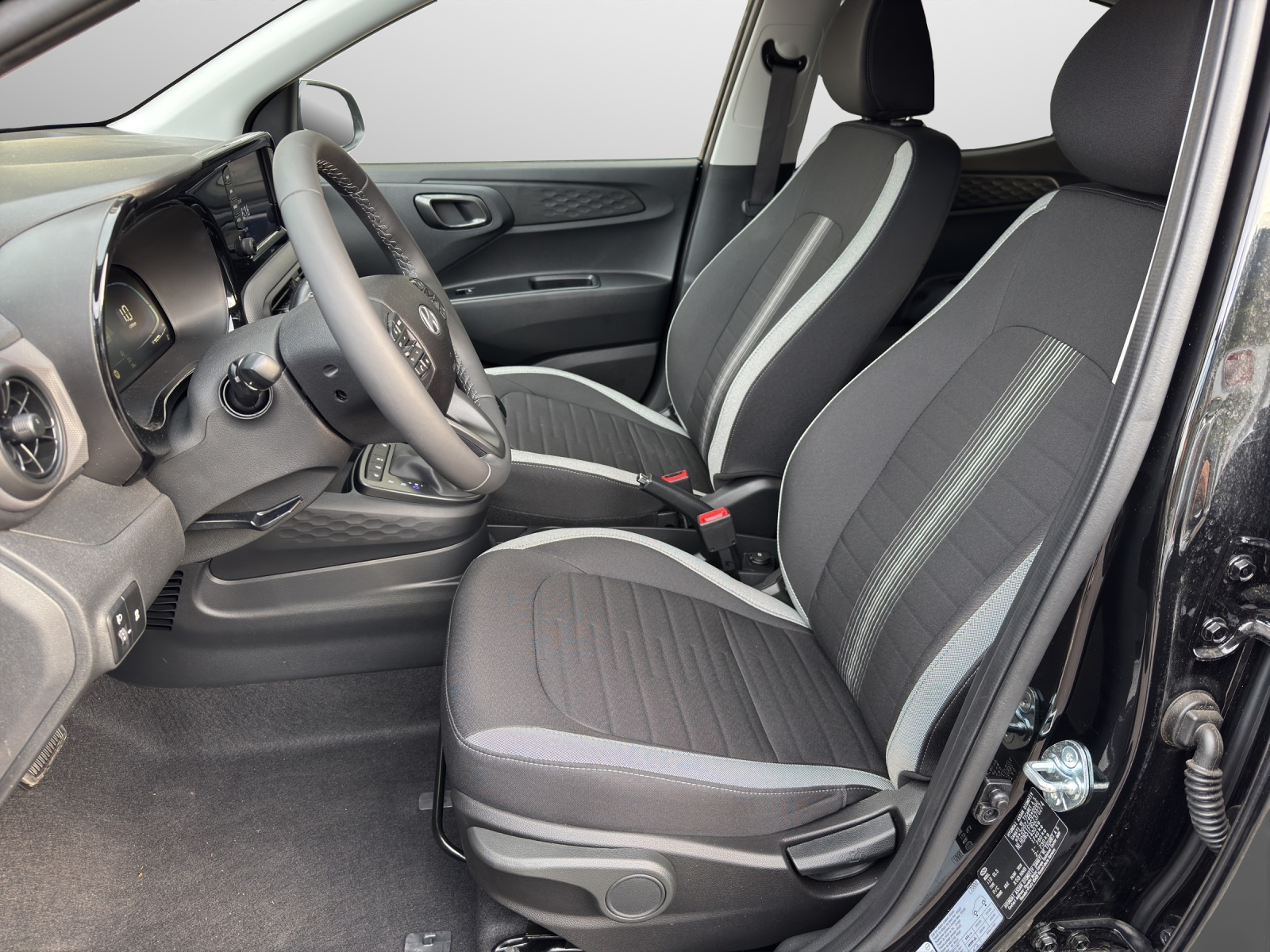 HYUNDAI i10 1.2 Amplia-image-4