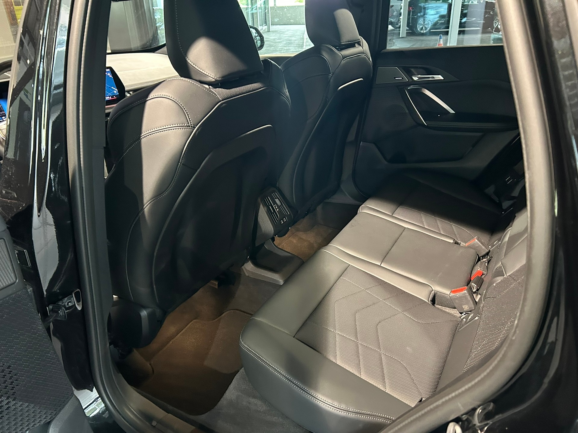 BMW X1 xDrive 23d 48V M Sport-image-27