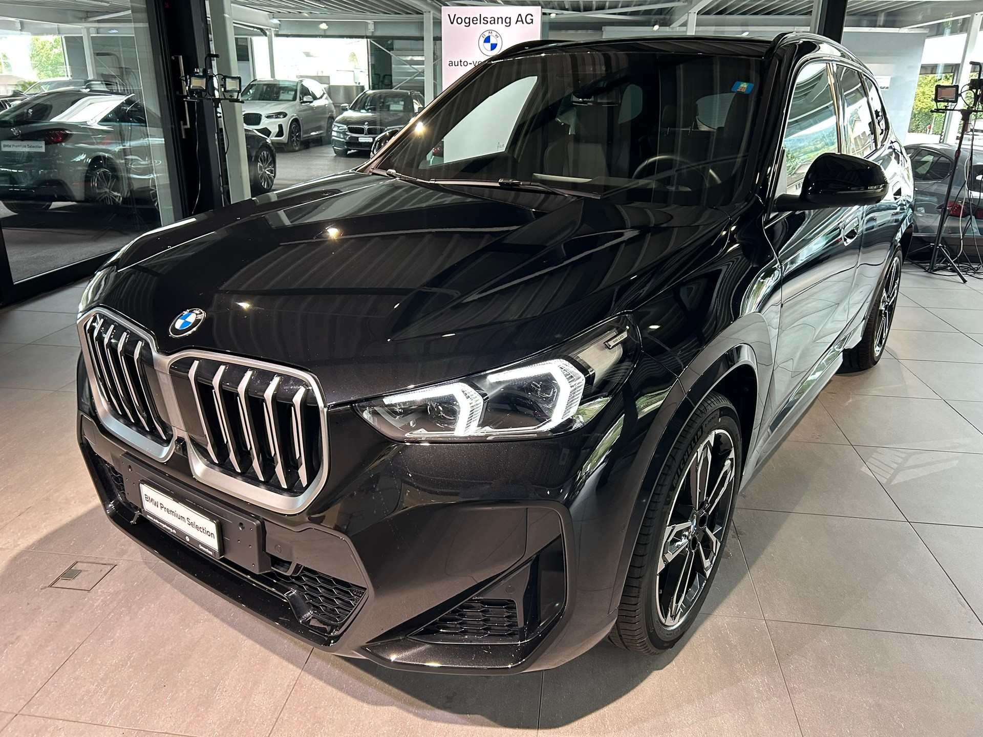 BMW X1 xDrive 23d 48V M Sport-image-1