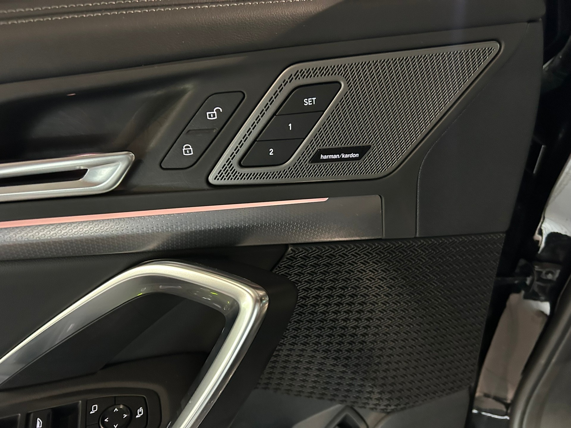 BMW X1 xDrive 23d 48V M Sport-image-17