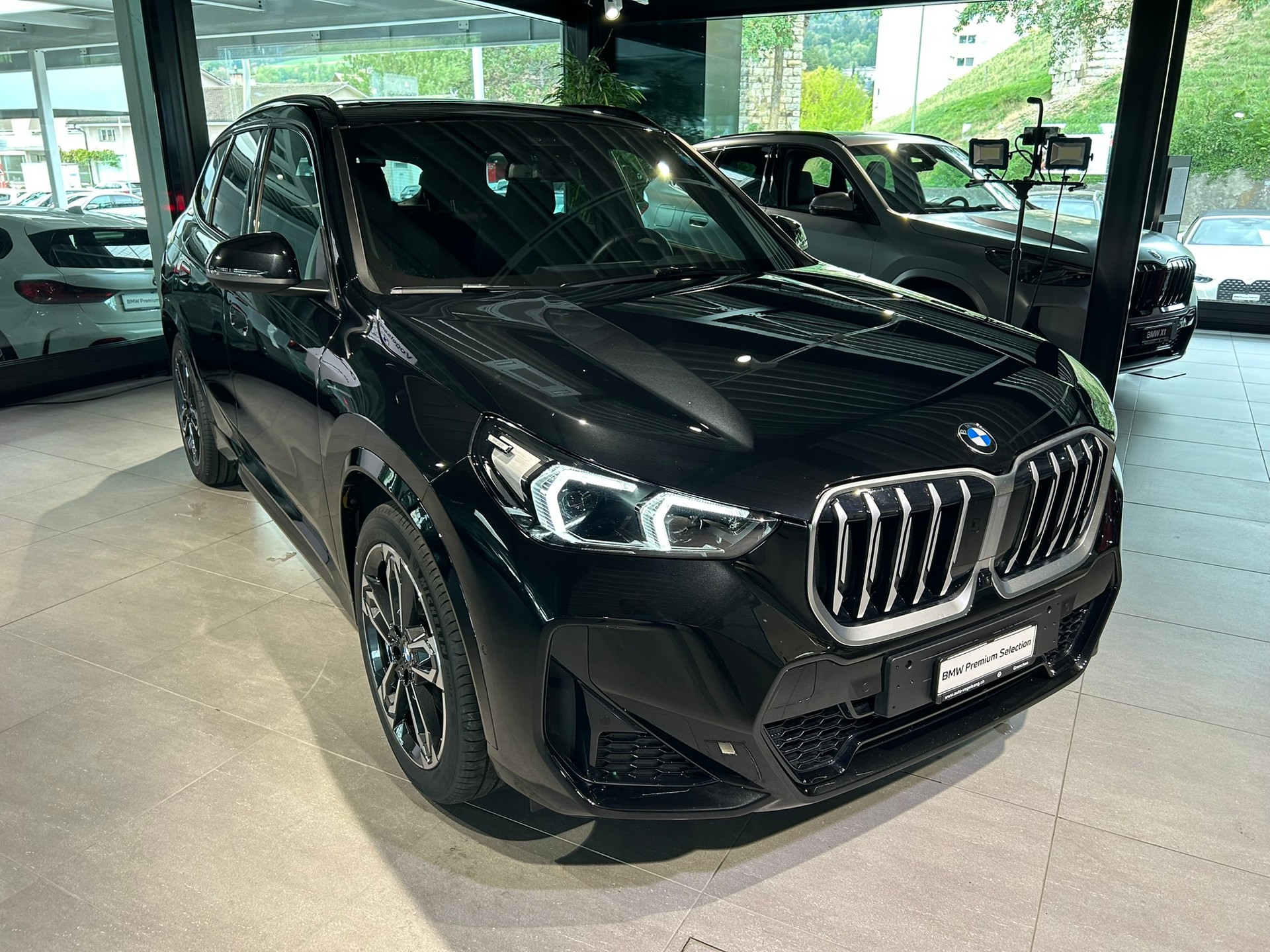 BMW X1 xDrive 23d 48V M Sport-image-6