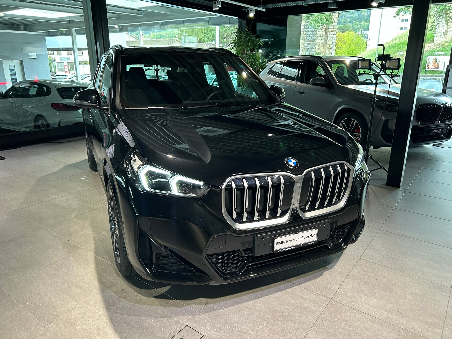 BMW X1 xDrive 23d 48V M Sport-image-5