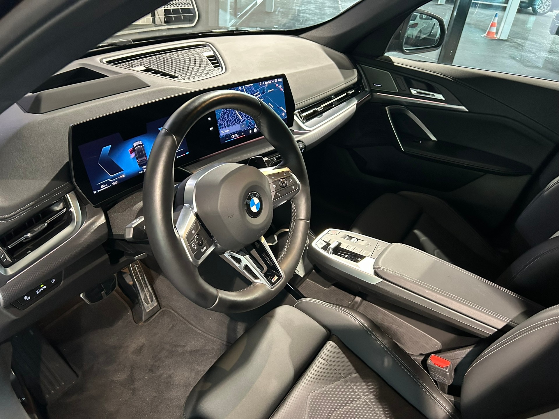 BMW X1 xDrive 23d 48V M Sport-image-19