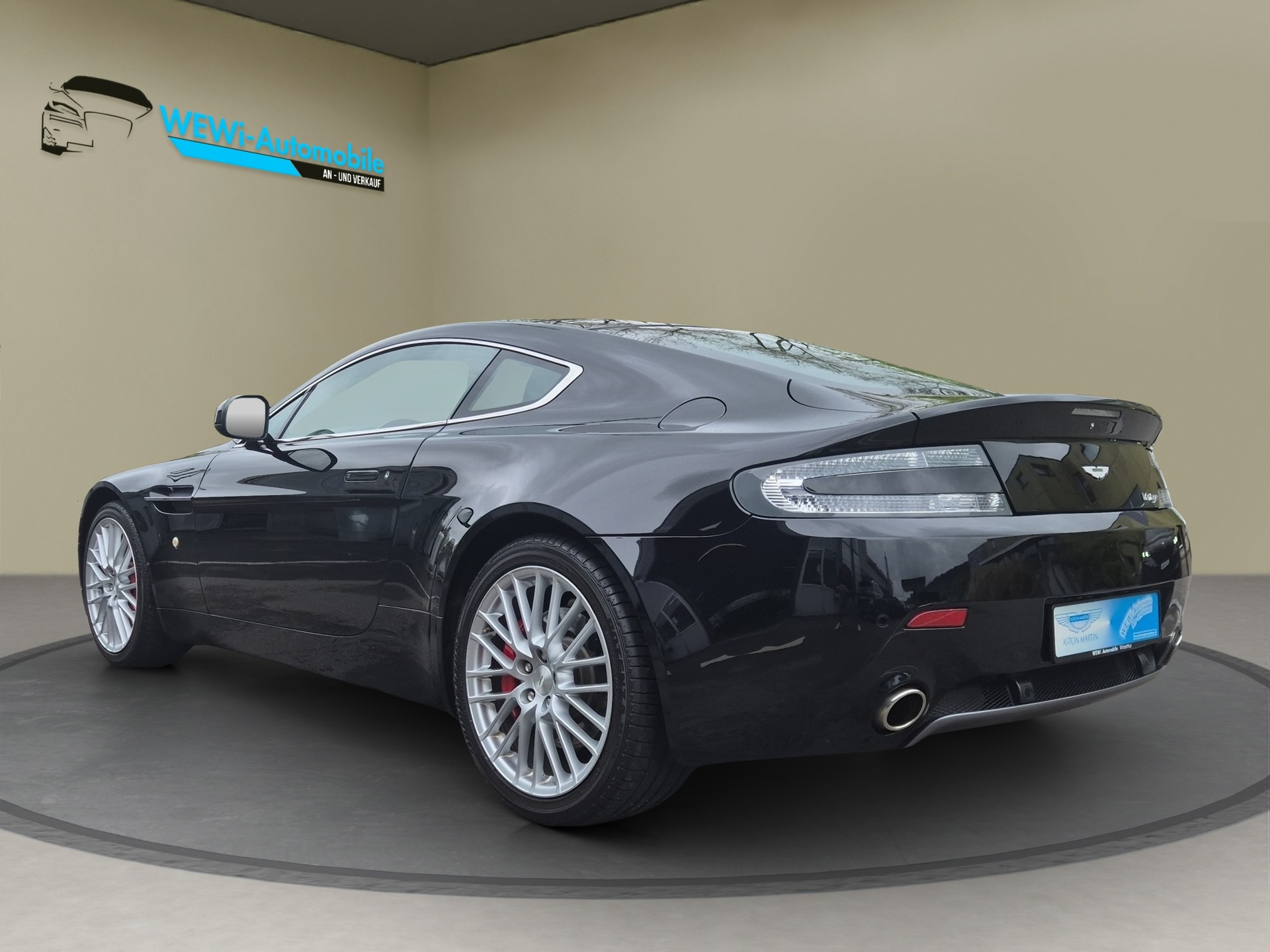 ASTON MARTIN V8 Vantage 4.7 Sportshift-image-2