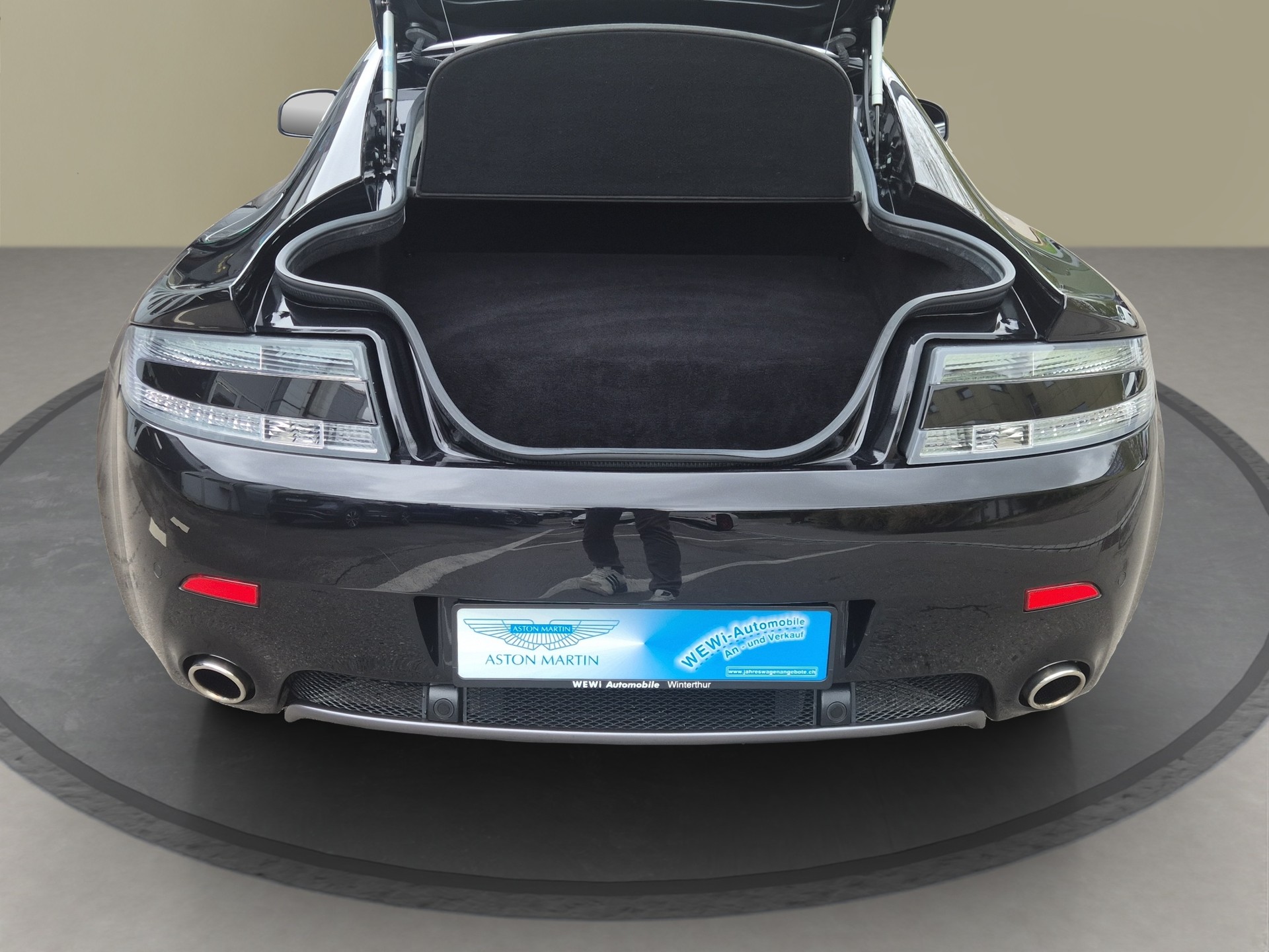 ASTON MARTIN V8 Vantage 4.7 Sportshift-image-8