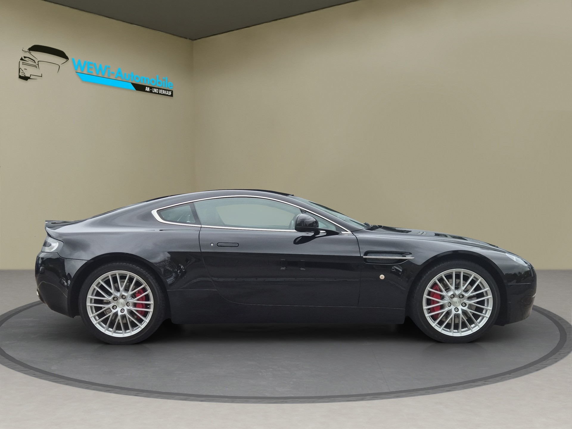 ASTON MARTIN V8 Vantage 4.7 Sportshift-image-5