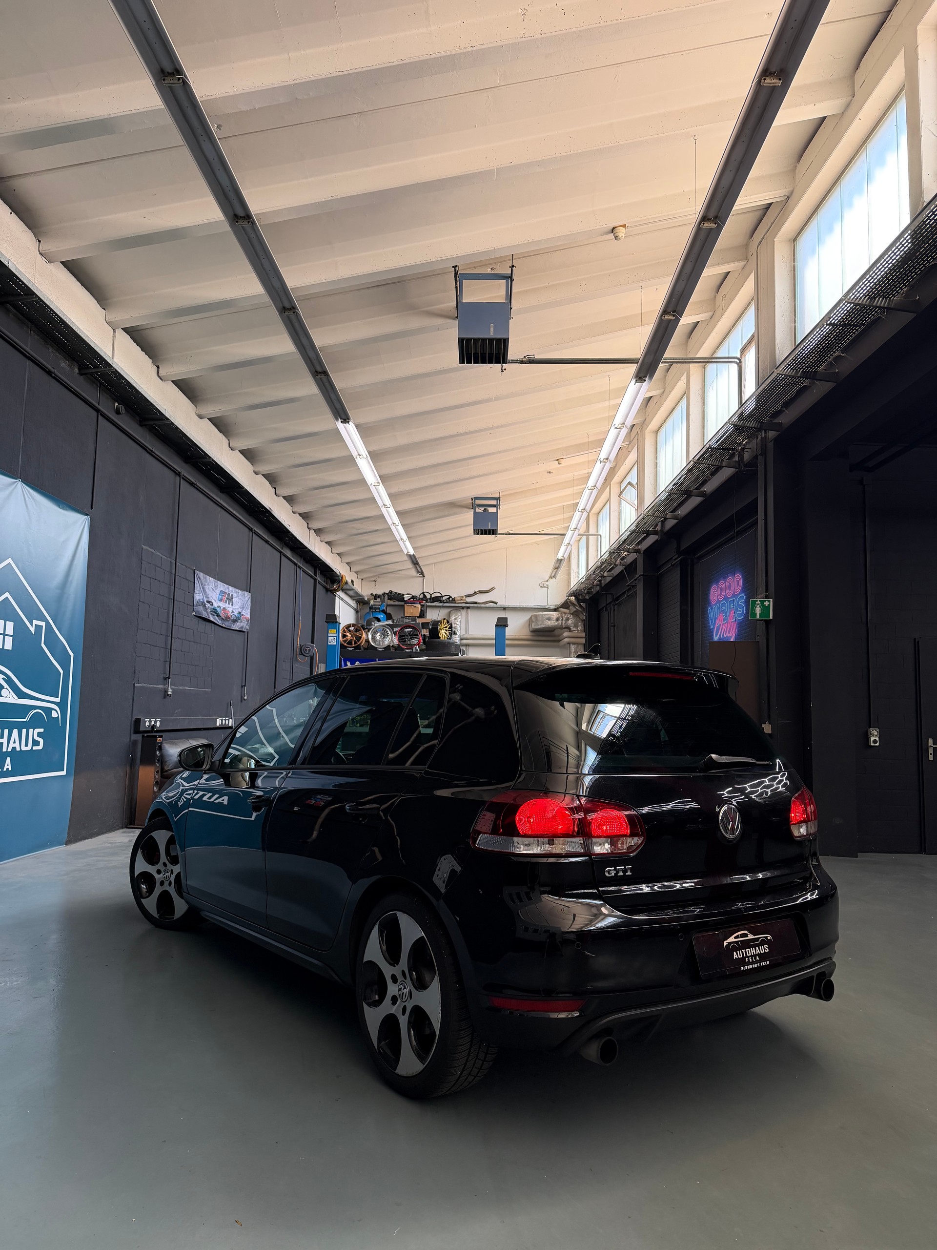 VW Golf 2.0 TSI GTI DSG-image-2