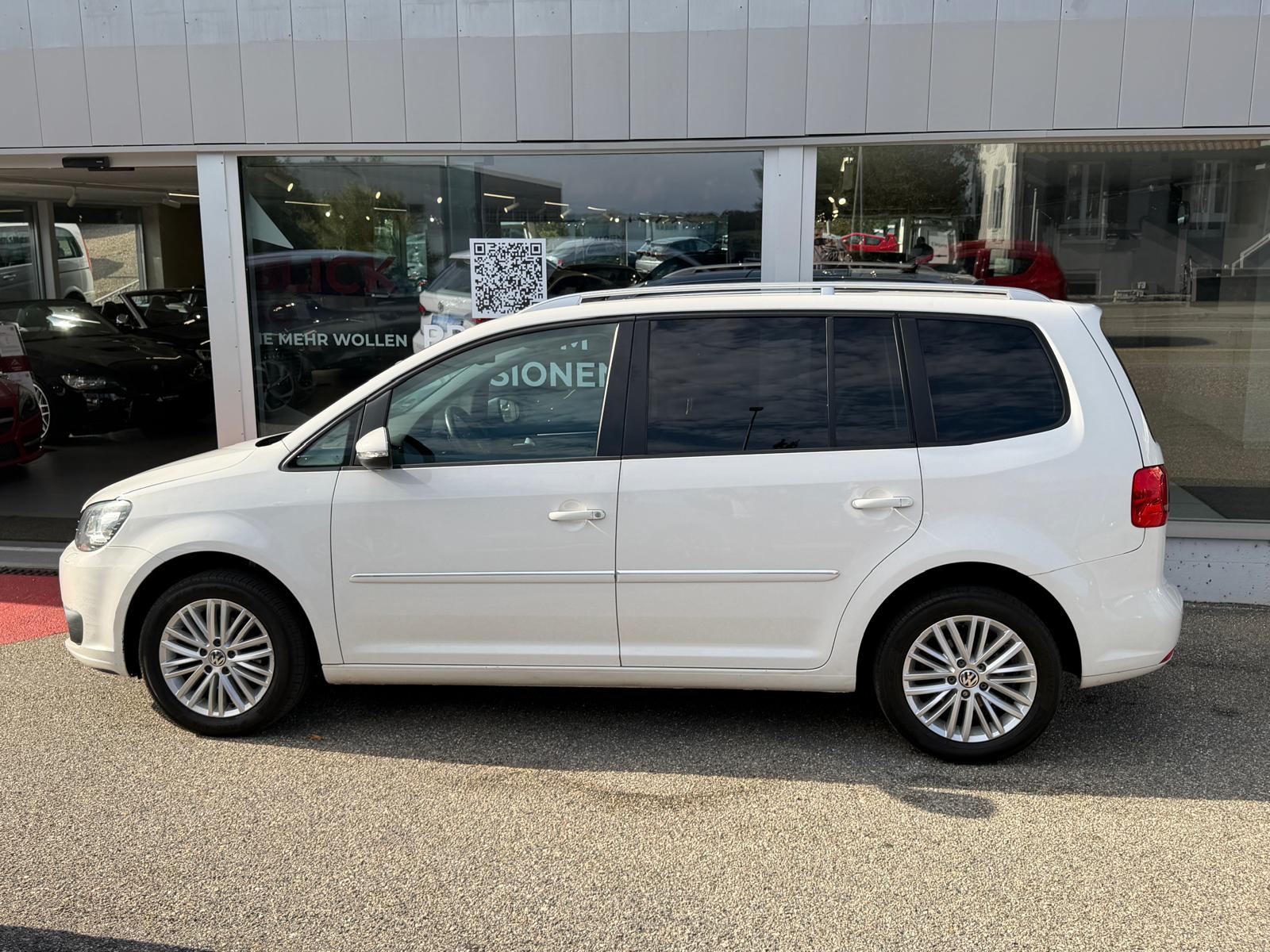 VW Touran 1.6 TDI BlueMotion Technology Highline DSG-image-1