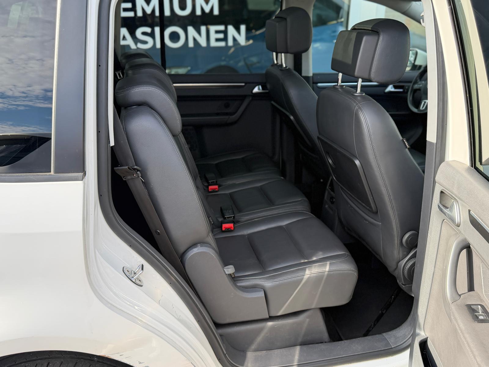 VW Touran 1.6 TDI BlueMotion Technology Highline DSG-image-9