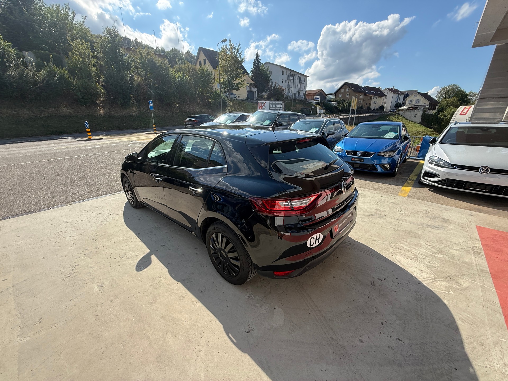 RENAULT Mégane 1.2 16V Turbo Zen-image-8