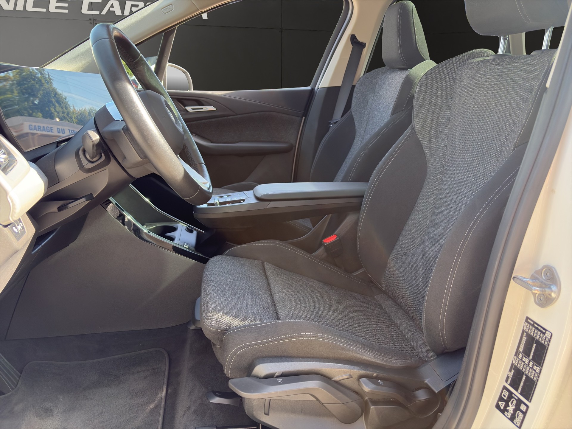 BMW 223d Active Tourer xDrive DKG-image-19
