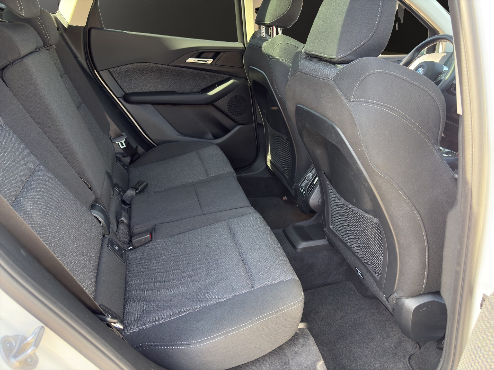 BMW 223d Active Tourer xDrive DKG-image-23