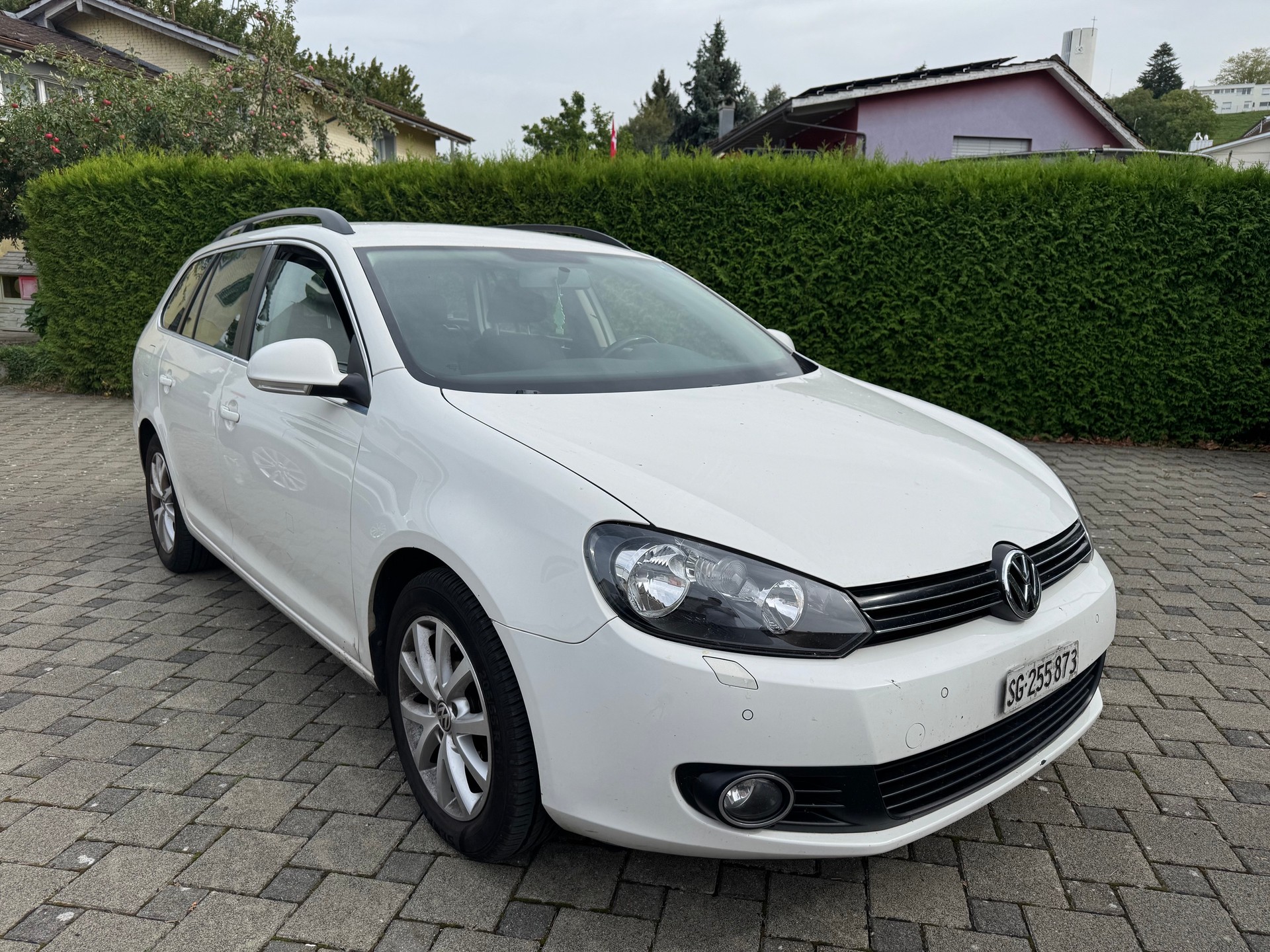 VW Golf Variant 2.0 TDI Comfortline DSG-image-2