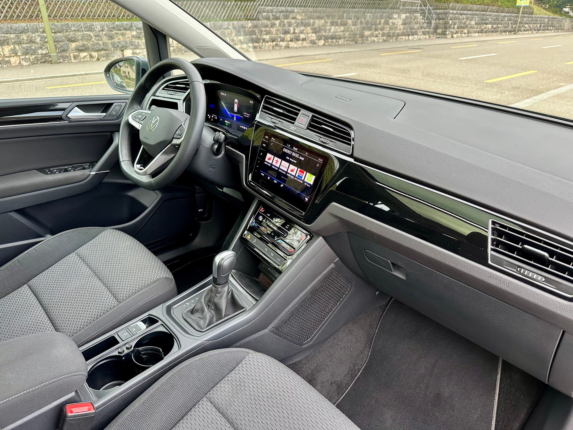 VW Touran 2.0 TDI BlueMotion Technology Comfortline DSG-image-10