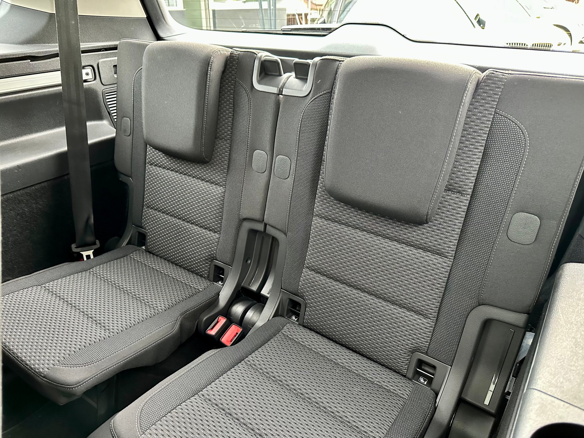 VW Touran 2.0 TDI BlueMotion Technology Comfortline DSG-image-17