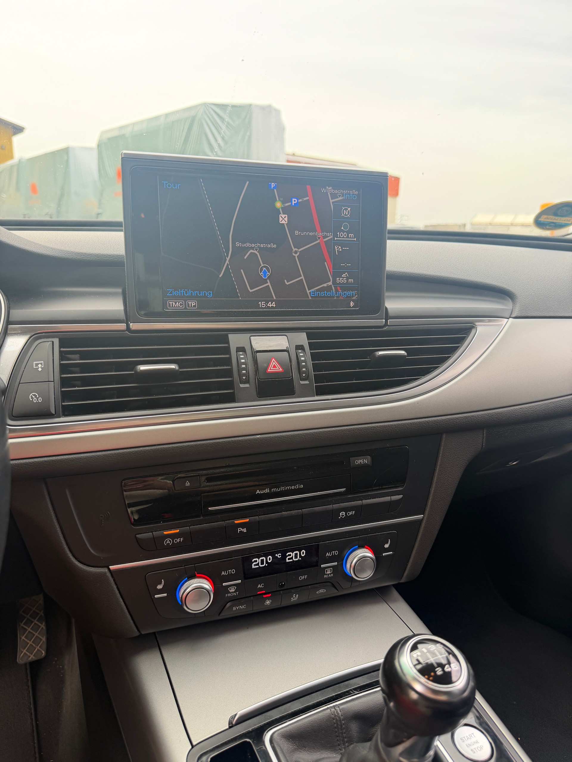 AUDI A6 Limousine 2.0 TDI-image-10
