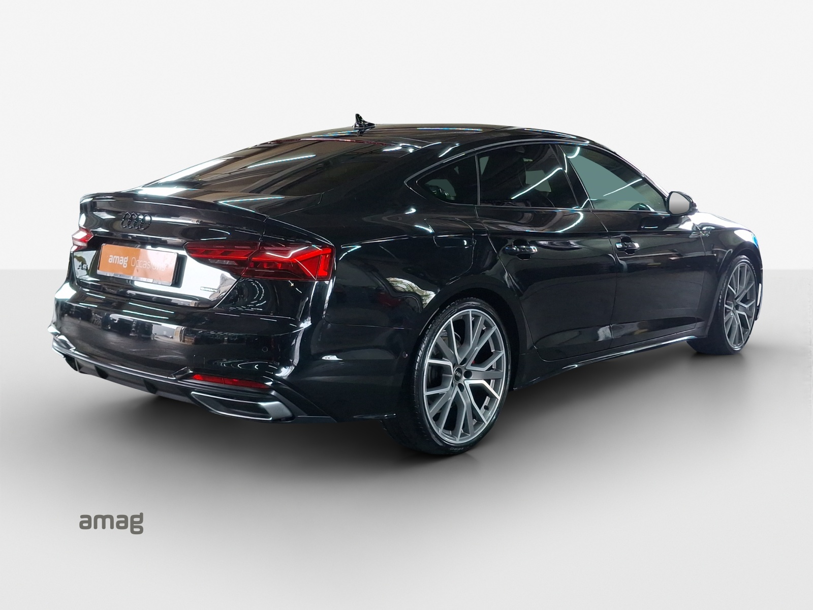 AUDI A5 Sportback 40 TDI S-Line Attraction quattro S-tronic-image-4