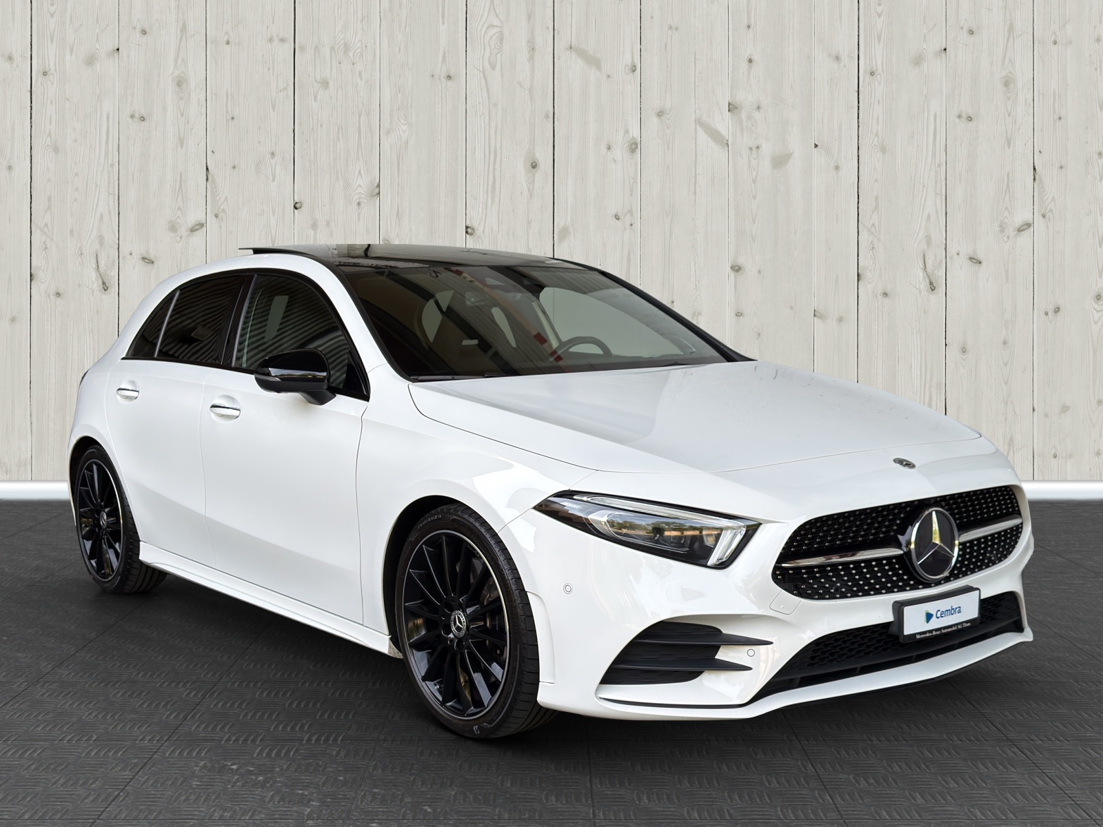 MERCEDES-BENZ A 250 AMG Line 7G-DCT-image-0