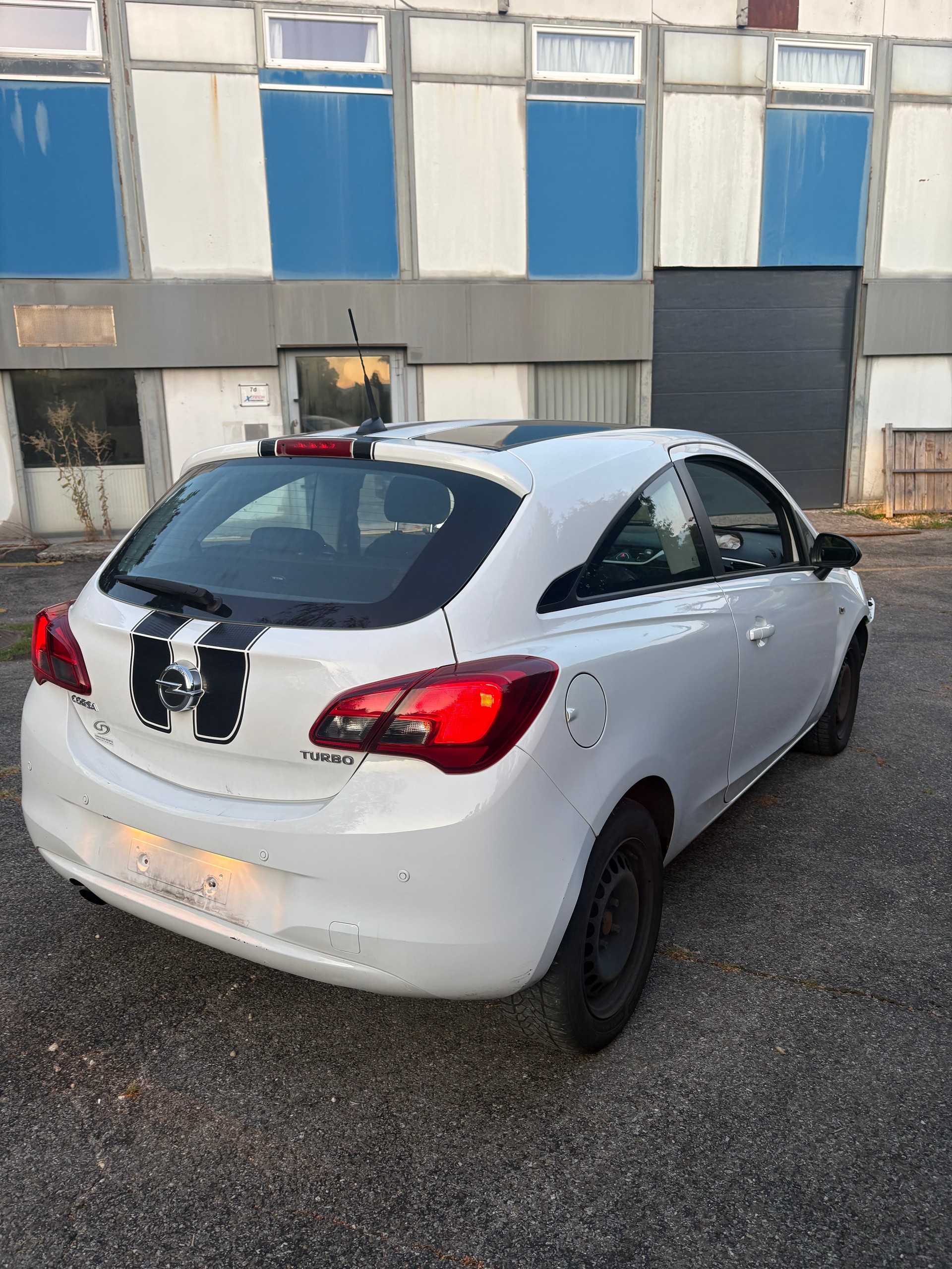 OPEL Corsa 1.4 Turbo ecoFlex Color Edition-image-6