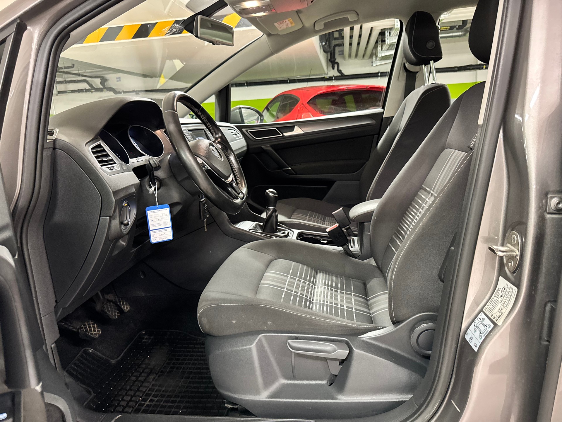 VW Golf Sportsvan 1.2 TSI Allstar-image-14