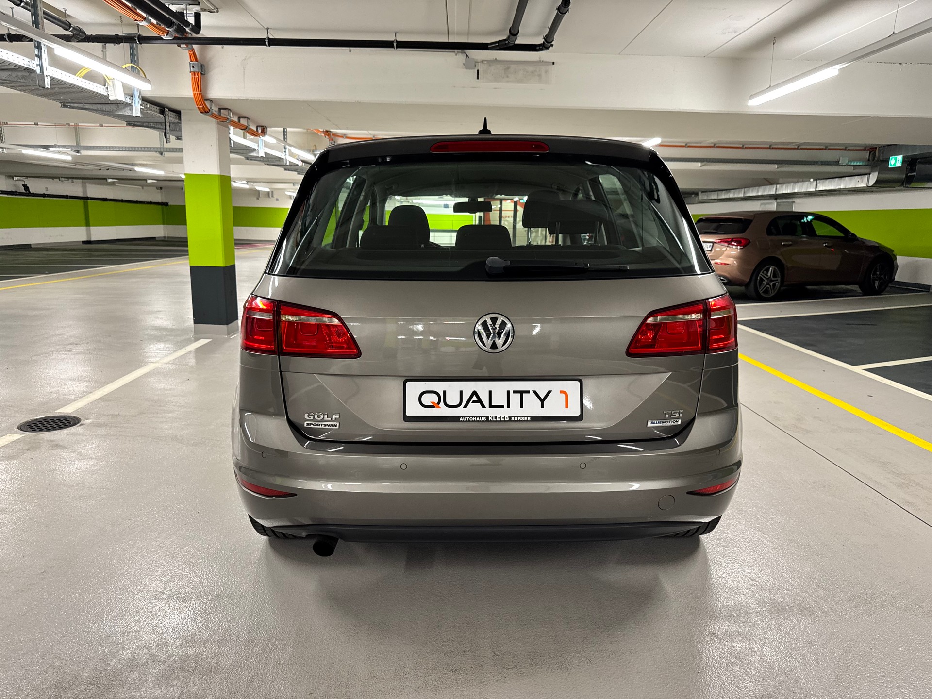 VW Golf Sportsvan 1.2 TSI Allstar-image-5