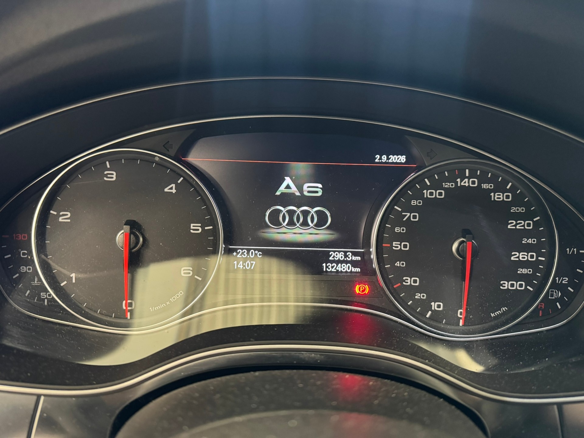 AUDI A6 Avant 3.0 TDI V6 S Line quattro S-tronic-image-11