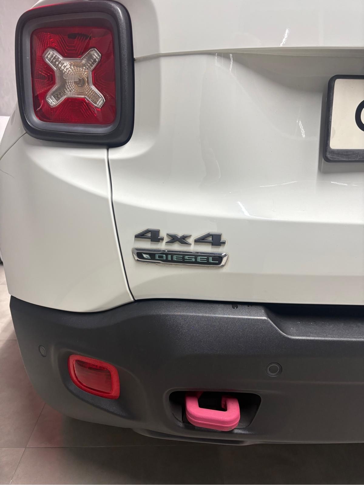 JEEP Renegade 2.0 CRD Trailhawk AWD + Low Range 9ATX-image-6