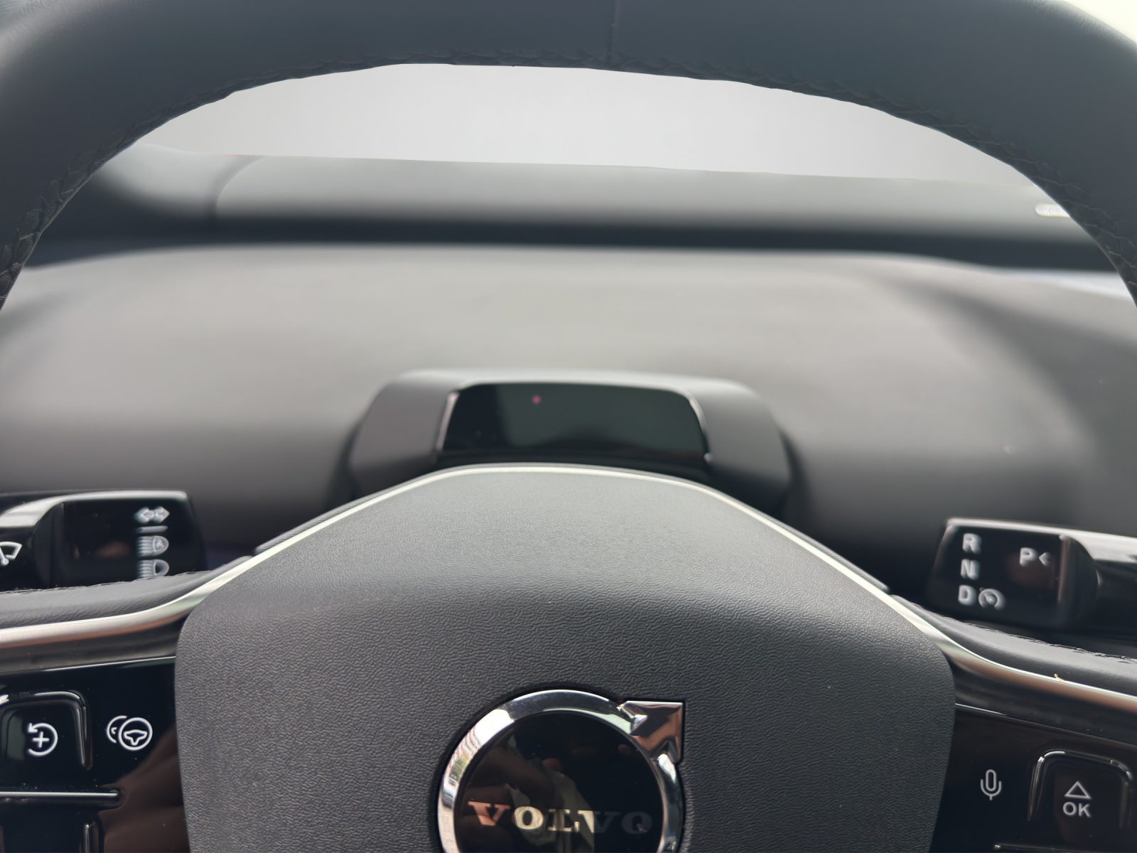 VOLVO EX30 E60 Twin Ultra Performance AWD-image-14