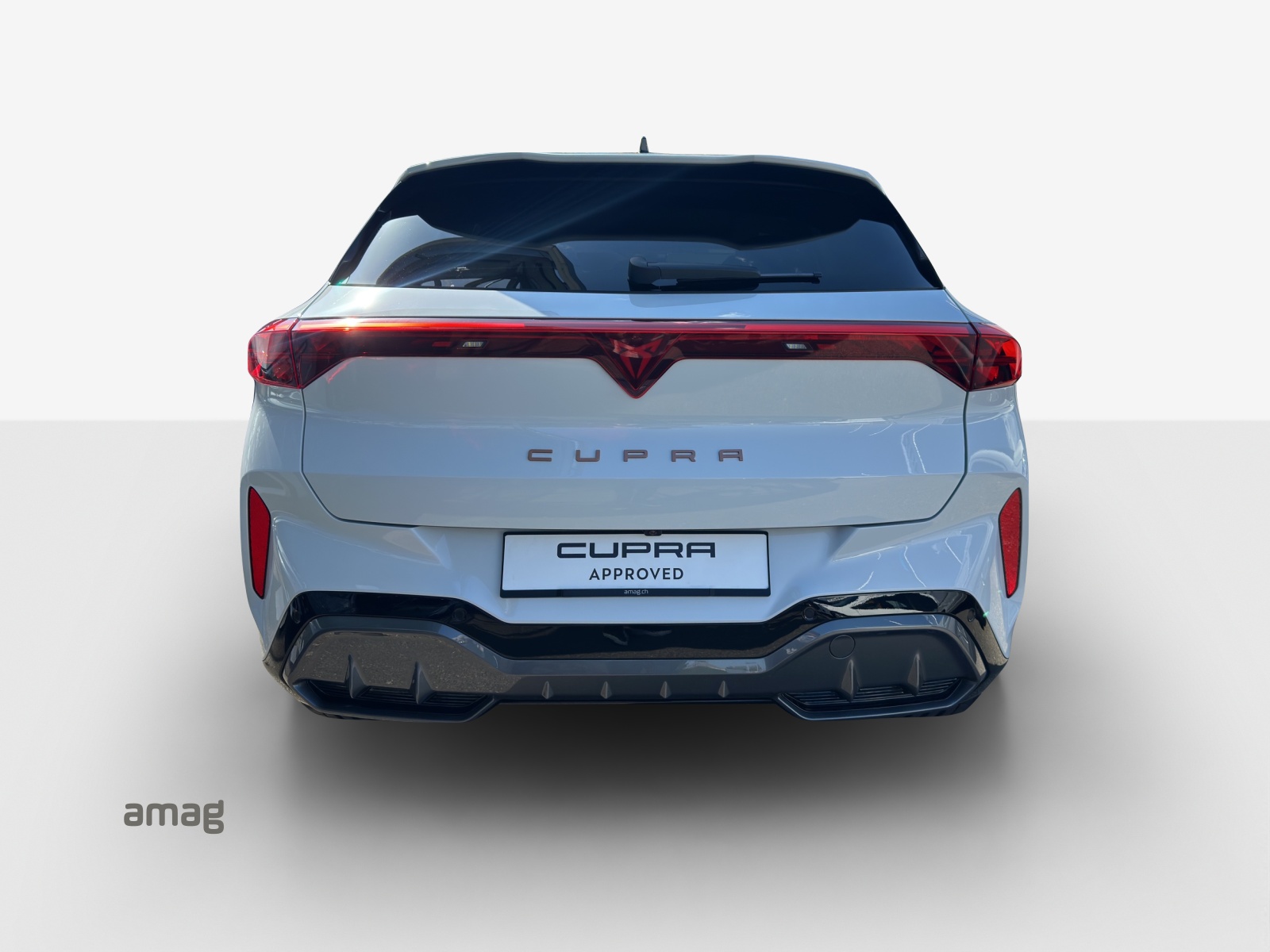 CUPRA Terramar 2.0 TSI DSG 4Drive Black Symphony-image-3