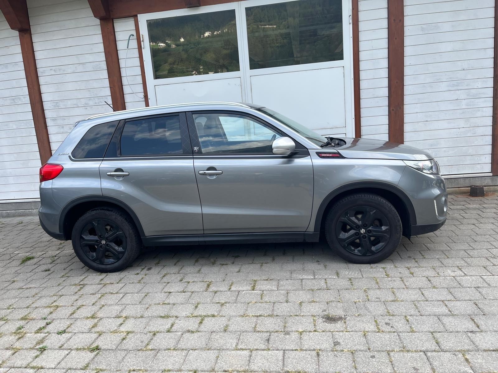 SUZUKI Vitara 1.4 Boosterjet Sergio Cellano Top Autom.-image-2