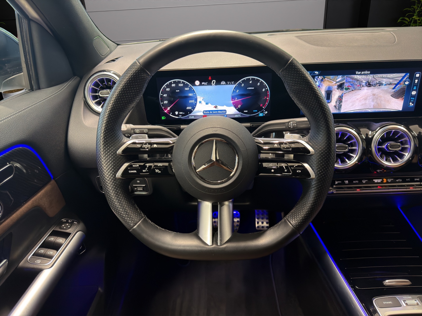 Image MERCEDES-BENZ GLA-200 GLA 200 7G-DCT