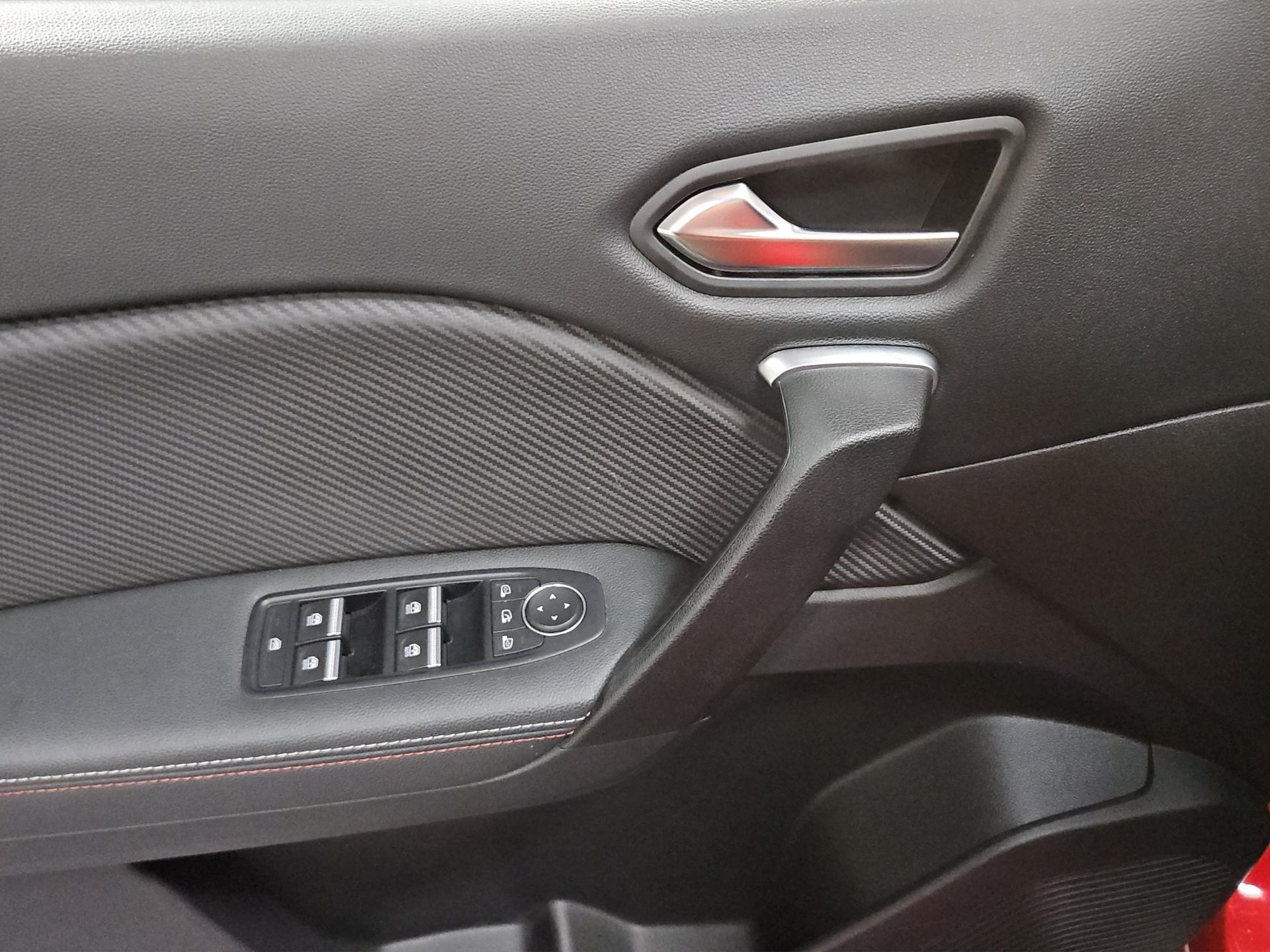 RENAULT Captur 1.3 TCe EDC R.S.Line EDC-image-18